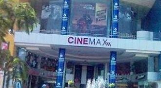 Office in Cine Wonder Mall Kapurbavdi Thane