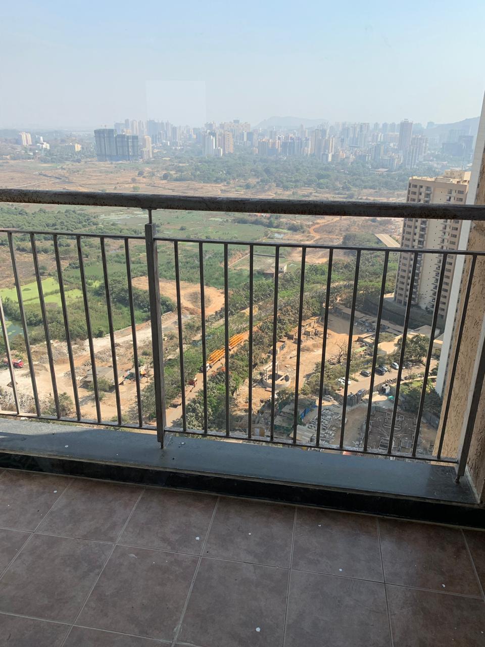 3 Bhk Balcony Flat With 1125sqft Lodha Splendora GB Road Thane. - City ...